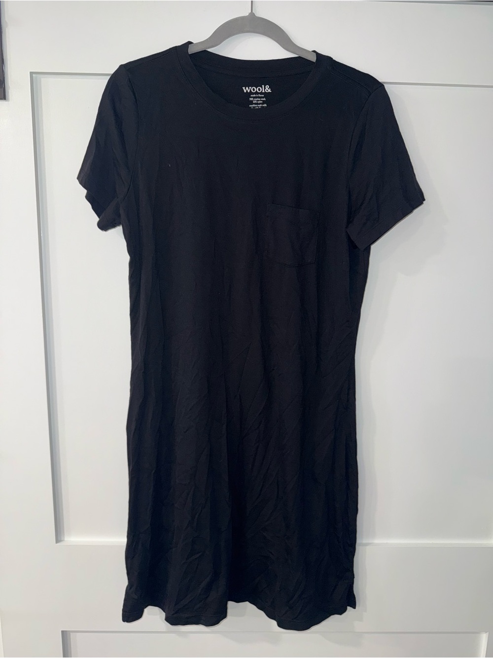 Wool& Black Short-Sleeve Pocket Dress